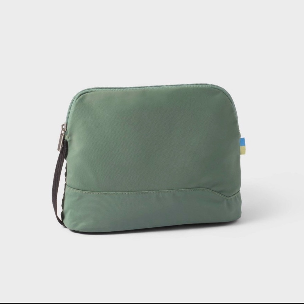 Toiletry Bag NWT
